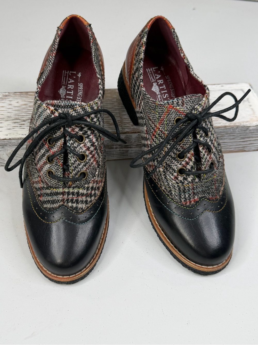 L'ARTISTE By Spring Step Women's "Muggiasti" Leather/Wool Oxford Brogues-36